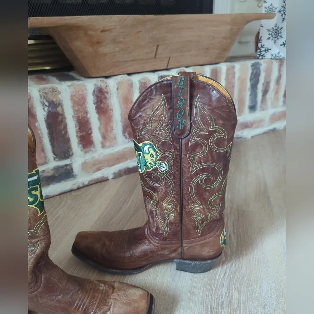 Game Day Boots North Dakota State Bison Men’s Size 10D Leather Cowboy Boots New